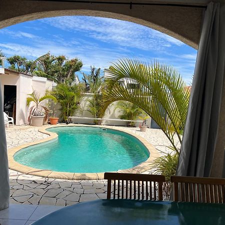 Villa Etang Sale Les Bains Avec Piscine Privee מראה חיצוני תמונה