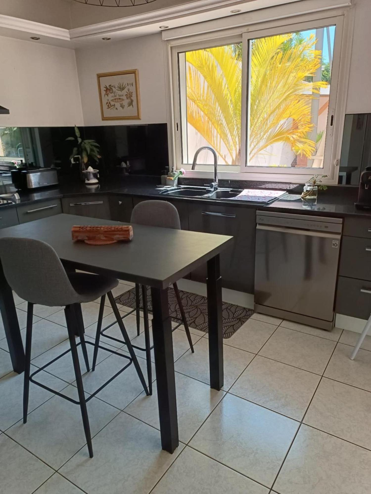 Villa Etang Sale Les Bains Avec Piscine Privee מראה חיצוני תמונה